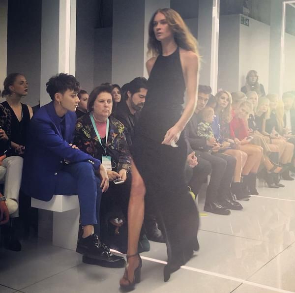 “내 자리 가겠다”…타오, 패션쇼 난입 | 인스티즈