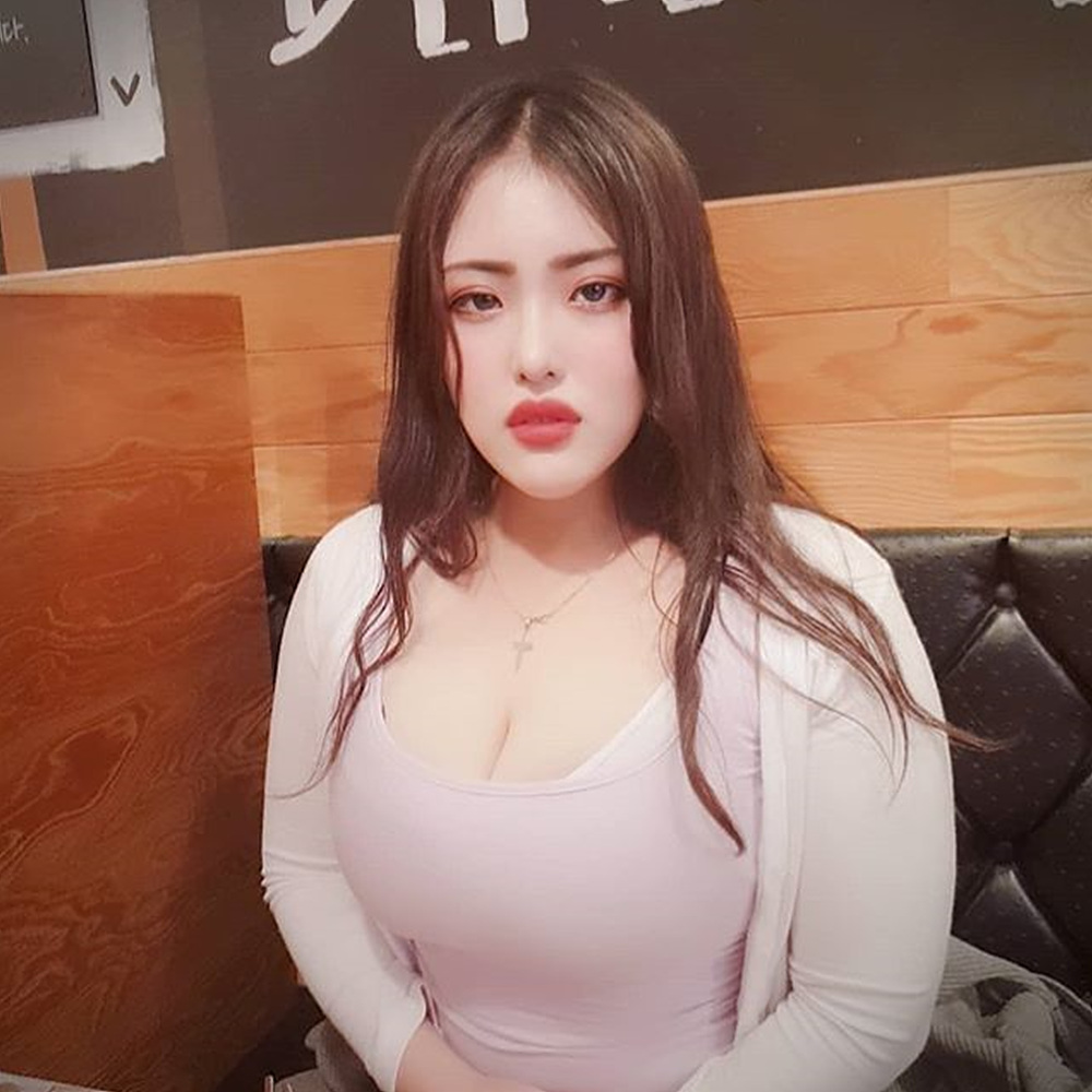 "페미들이 좌표 찍었다?"…현재 커뮤니티 난리나게 만든 '미스 ...