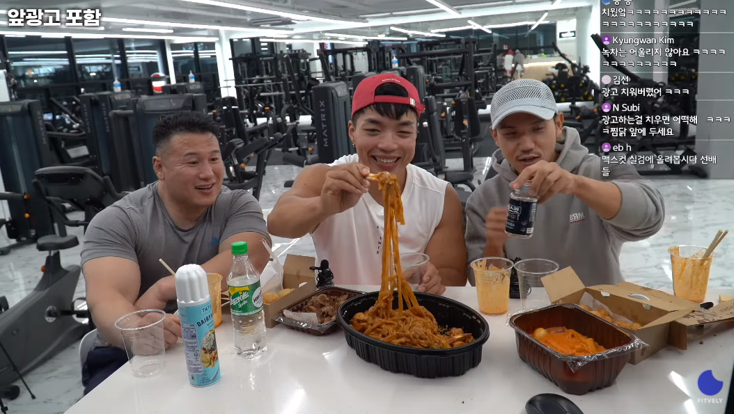 블라인드 | 다이닝브랜즈그룹 뉴스