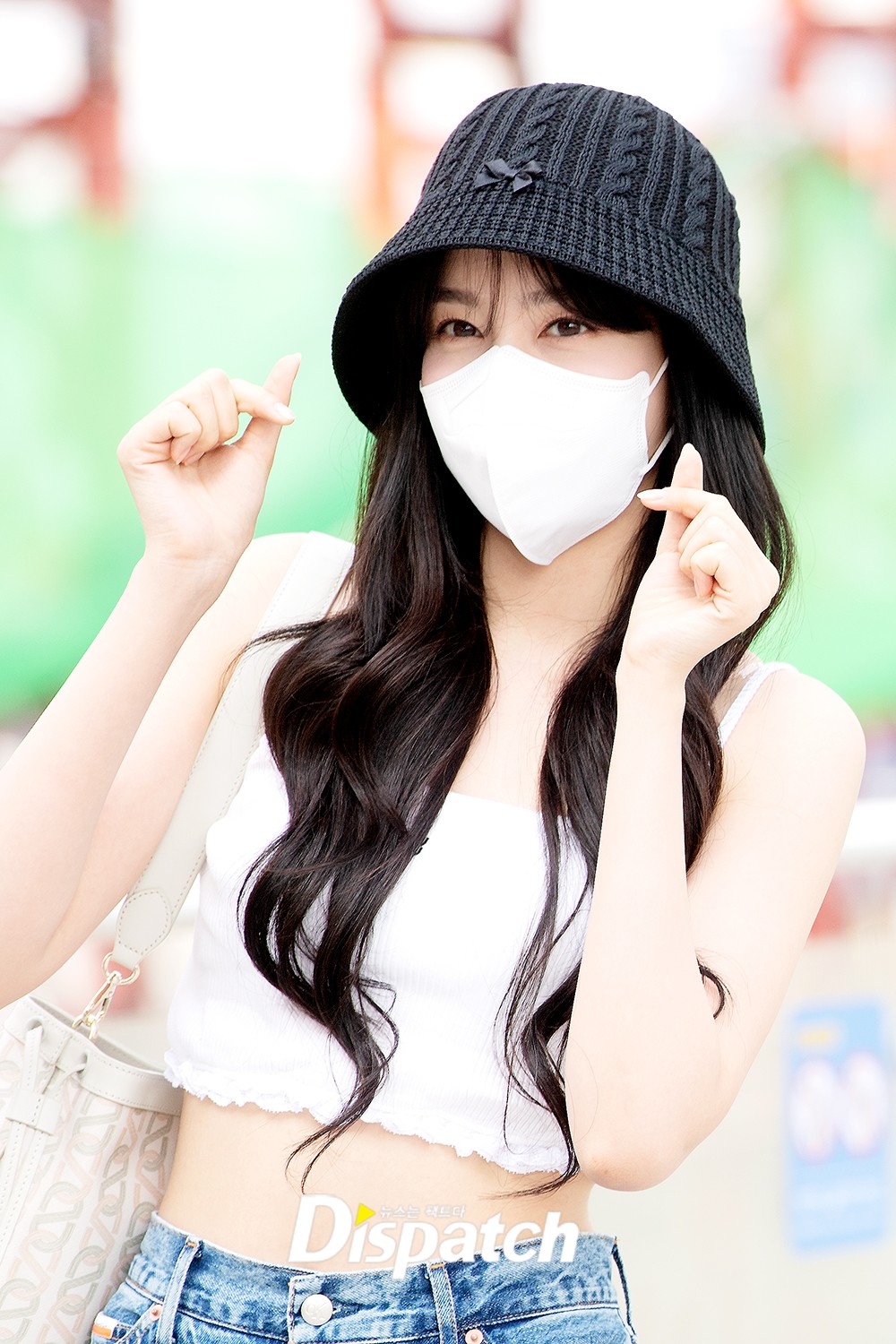 윤바디 이미지