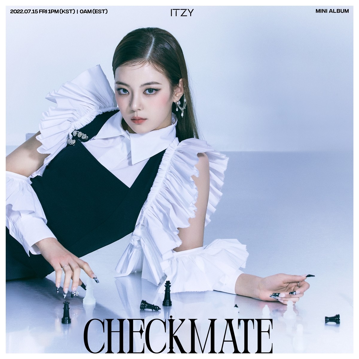 ITZY, intense image transformation 