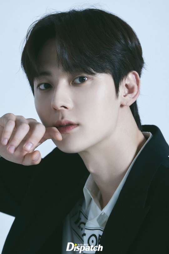 Hwang Min-Hyun poses for K-drama 'Alchemy of Souls' promotion | DIPE.CO.KR