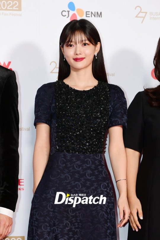 Stars step the red carpet at The 27th Busan International Film Festival ...