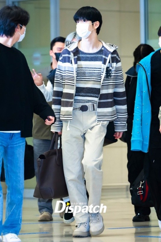 [Photo] TXT’s Soobin, HueningKai arrived at Airport | DIPE.CO.KR