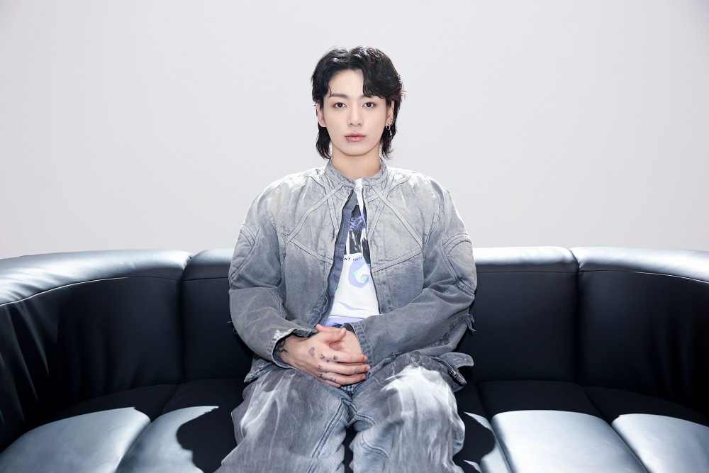 The song of the summer: Jungkook Releases 'Seven' | DIPE.CO.KR