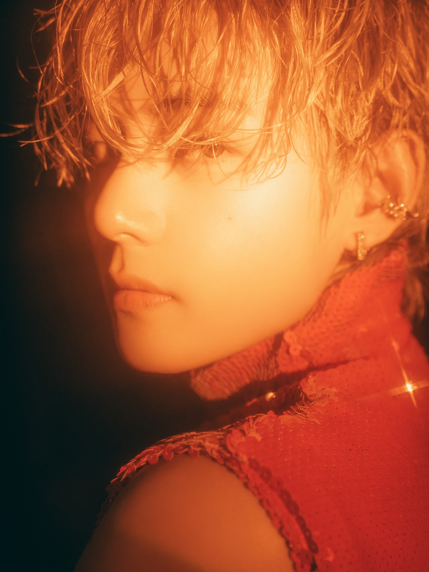 See BTS V's 'Layover' Concept Photos | DIPE.CO.KR