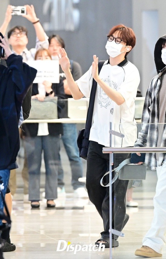 SEVENTEEN Shines Even In Casual Outfit | DIPE.CO.KR