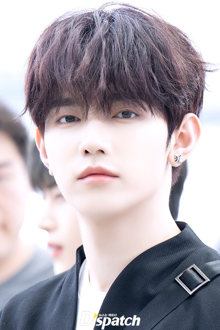 제로베이스원 출국 이미지