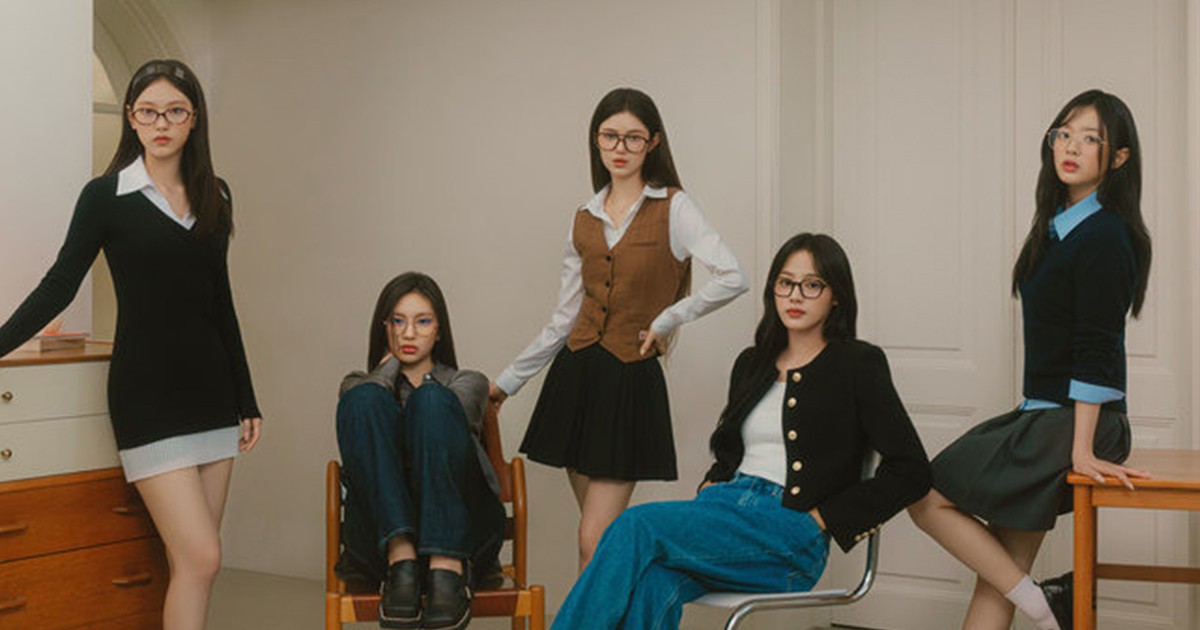 newjeans NZJ 韓国 眼鏡ブランド CARIN 広報用ポスター newjeans 韓国 眼鏡ブランド CARIN 広報用ポスター ミンジ ハニ - メルカリ