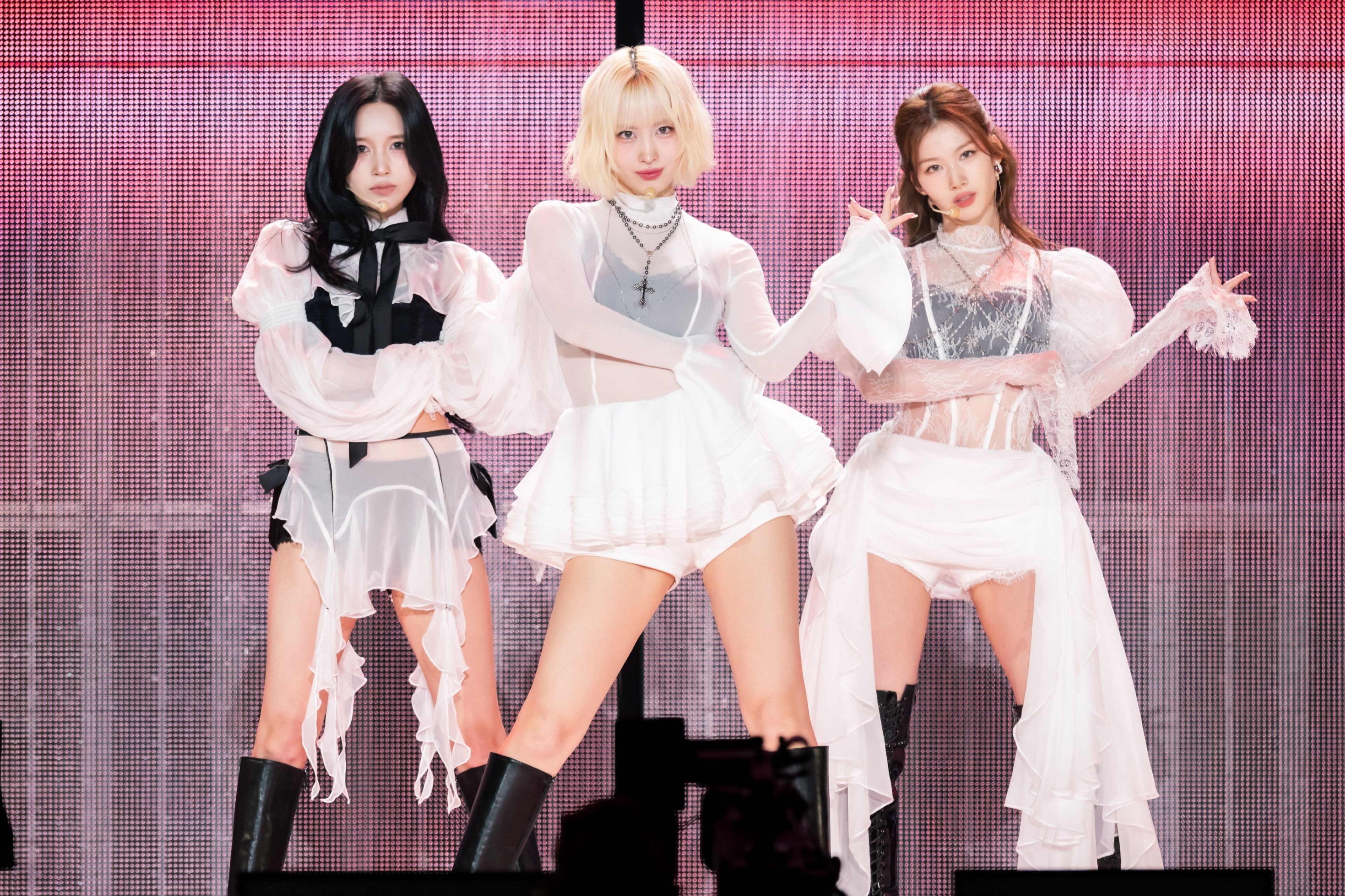 TWICE MISAMO サナ DFESTA TOKYO FINAL ホロトレカ TWICE MISAMO サナ DFESTA TOKYO FINAL ホロトレカ - メルカリ