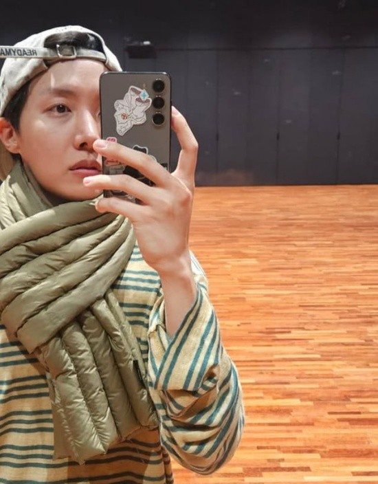 BTS J-Hope Shows Off '3 Billion KRW' Limited-Edition Watch | DIPE