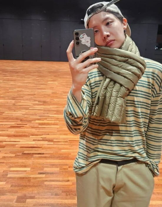 BTS J-Hope Shows Off '3 Billion KRW' Limited-Edition Watch | DIPE