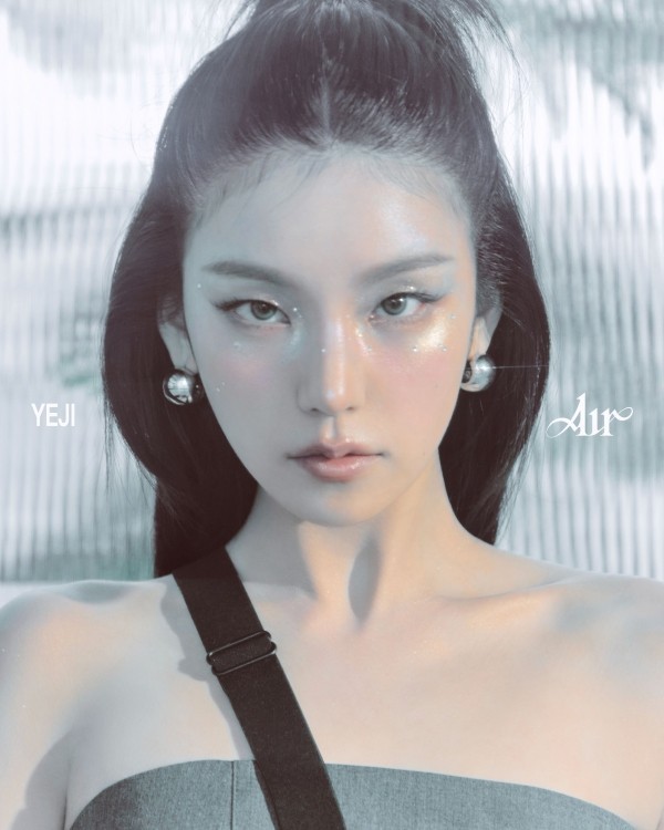 Yeji Set for Solo Debut on March 10—Unveiling 'AIR' With Dreamy