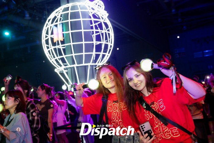 [Dispatch] «Международные ARMY вернулись»… Сила возвращения участников BTS на FESTA 2025!