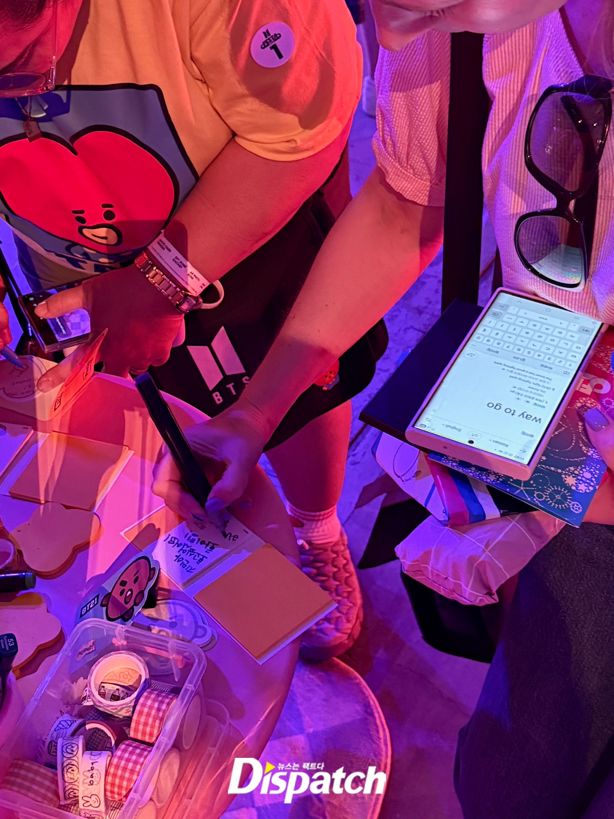 [Dispatch] «Международные ARMY вернулись»… Сила возвращения участников BTS на FESTA 2025!