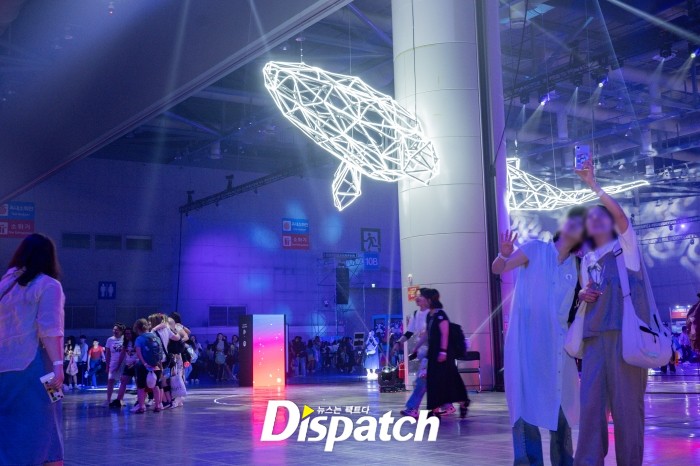 [Dispatch] «Международные ARMY вернулись»… Сила возвращения участников BTS на FESTA 2025!