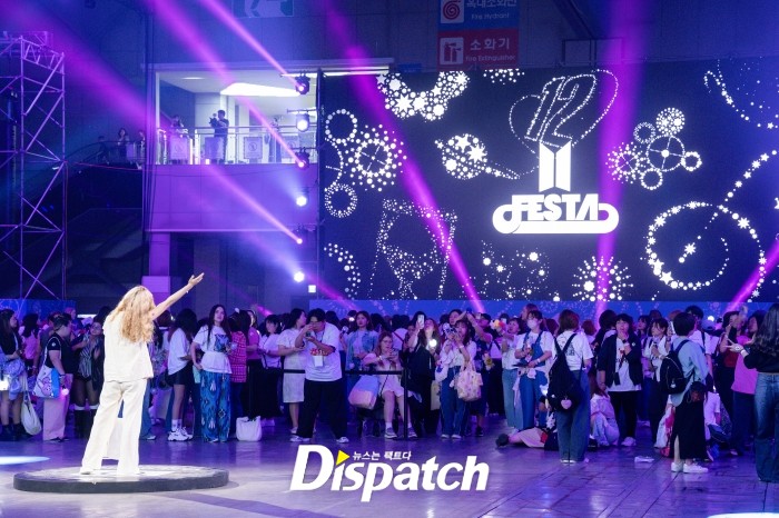 [Dispatch] «Международные ARMY вернулись»… Сила возвращения участников BTS на FESTA 2025!