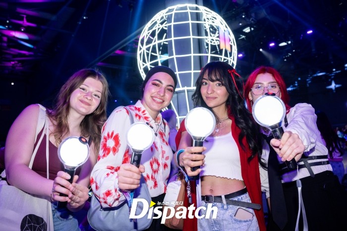 [Dispatch] «Международные ARMY вернулись»… Сила возвращения участников BTS на FESTA 2025!