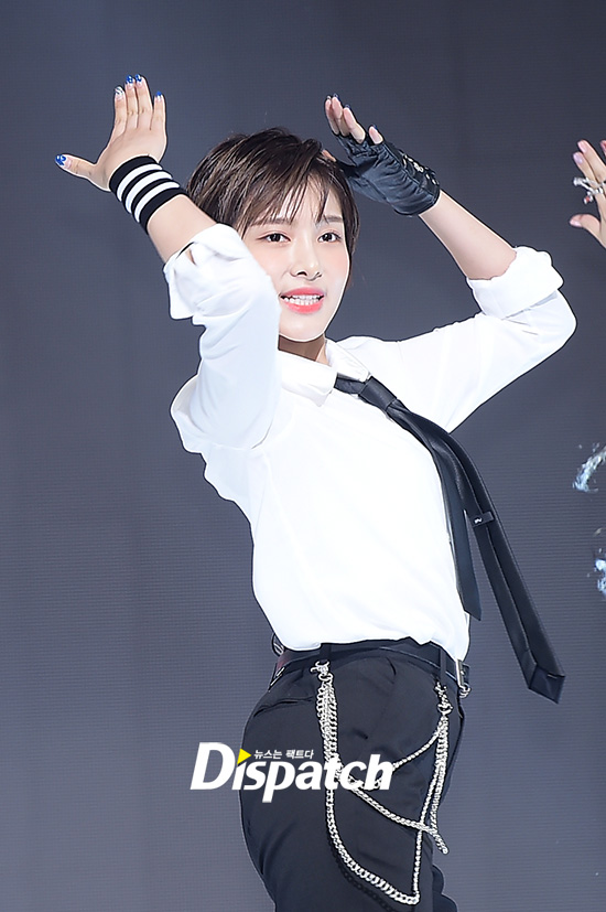 'Do you like shortcut hairstyle?'…Yebin & Jenny's Shortcut 