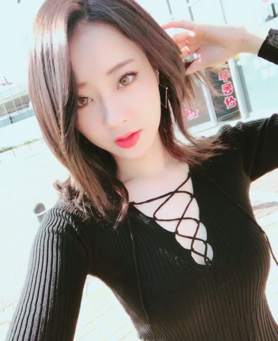 Kyungri Fake