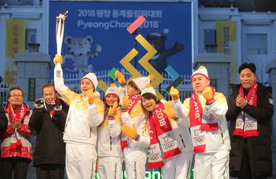 성화장식 이미지