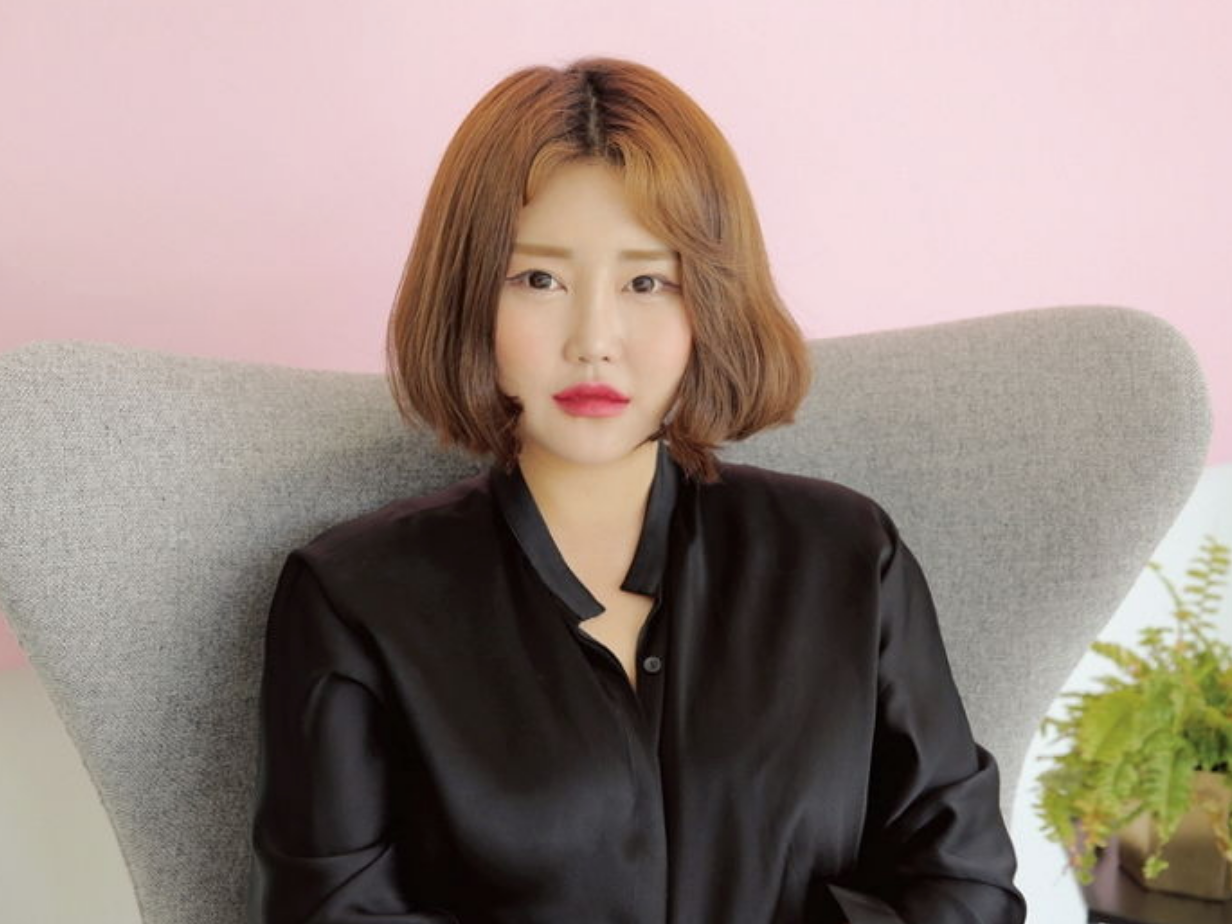 ‘로레알’에 4천억에 팔렸다는 쇼핑몰 ‘스타일난다’ | SNSFeed... 핫이슈 ‘로레알’에 4천억에 팔렸다는 쇼핑몰 ‘스타일난다’