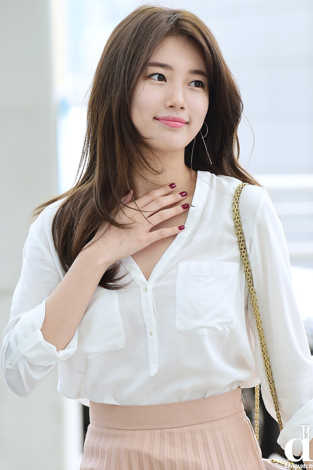 [배틀 HD] 단발 to 긴 생머리…수지·아이유, 헤어 온도 차 | 디스패치 | 뉴스는 팩트다! [배틀 HD] 단발 to 긴 생머리…수지·아이유, 헤어... 