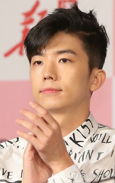 2PM 우영, 7월 9일 현역 입대…