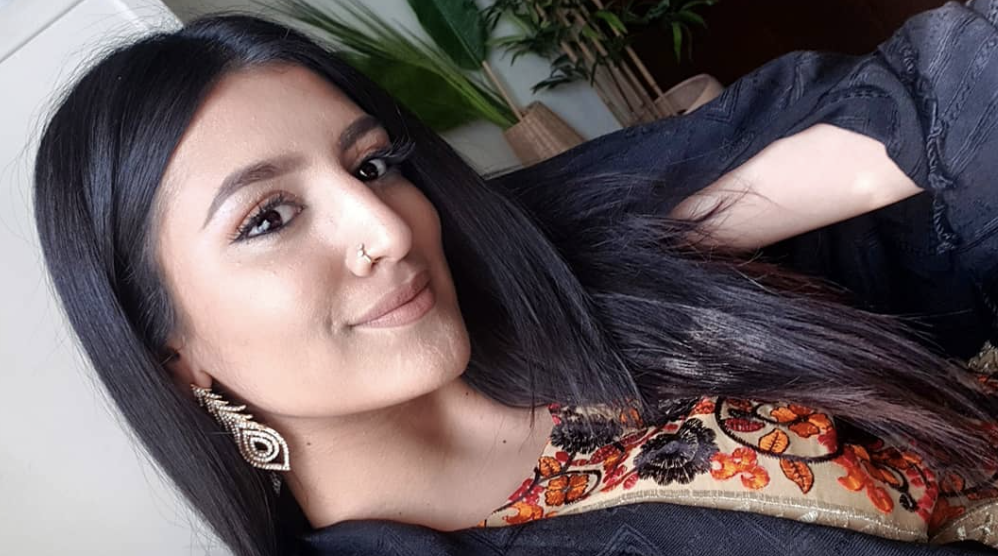 Показала тело. Решилась показать. Решилась показать. Асмус в мокрой майке. Екатеринка сергиев посад.