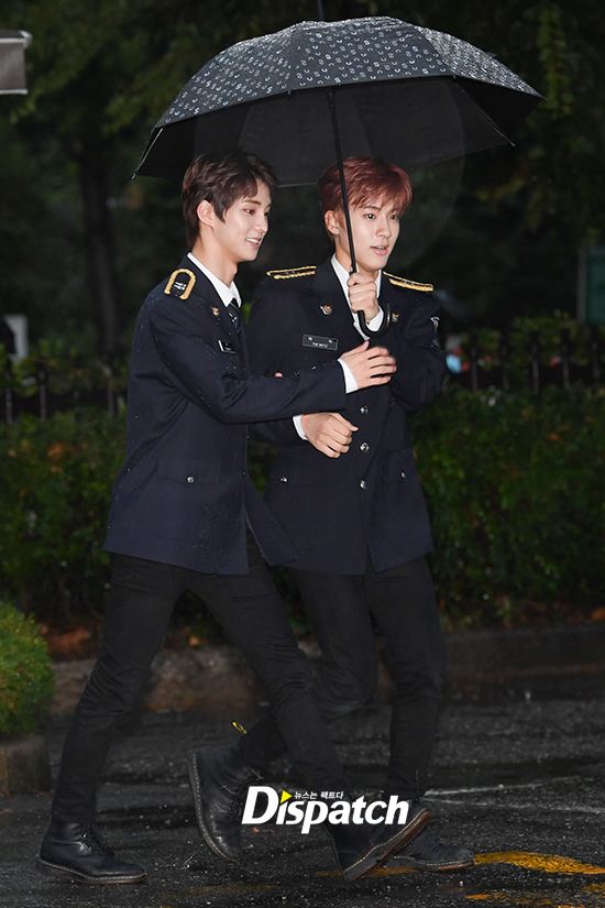 Hot Police Officers The Boyz Members Stage Costume Was A Police Uniform Korea Dispatch