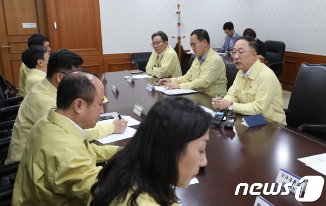 돼지통신 이미지